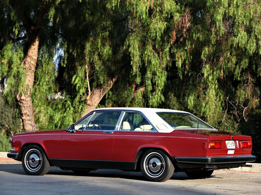  Rolls-Royce Camargue 1975 года  (US) (фото 3 из 4)